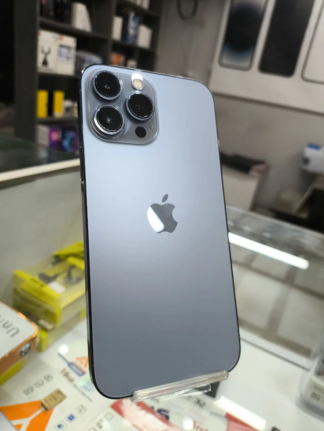 13 pro max zaa|موبایل|کرج, مهرویلا شمالی|دیوار
