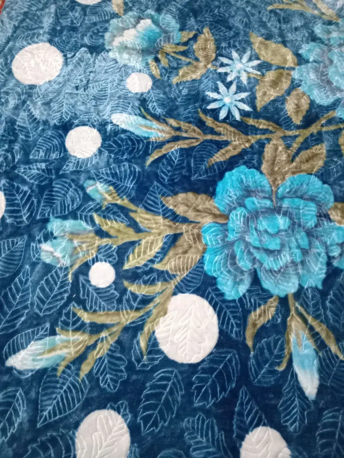 گلبافت عمده و تک|رختخواب، بالش، پتو|ساوه, |دیوار