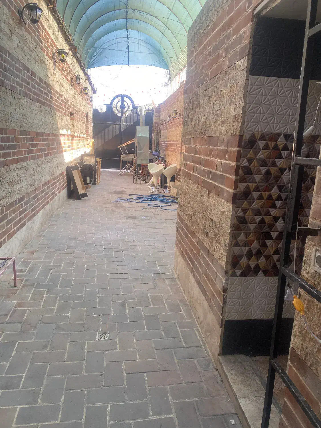 کافه، آشکده  ، کارگاه و تولیدی و رستوران ۳۰۰متر|اجارهٔ دفتر صنعتی، کشاورزی، تجاری|بهارستان, |دیوار