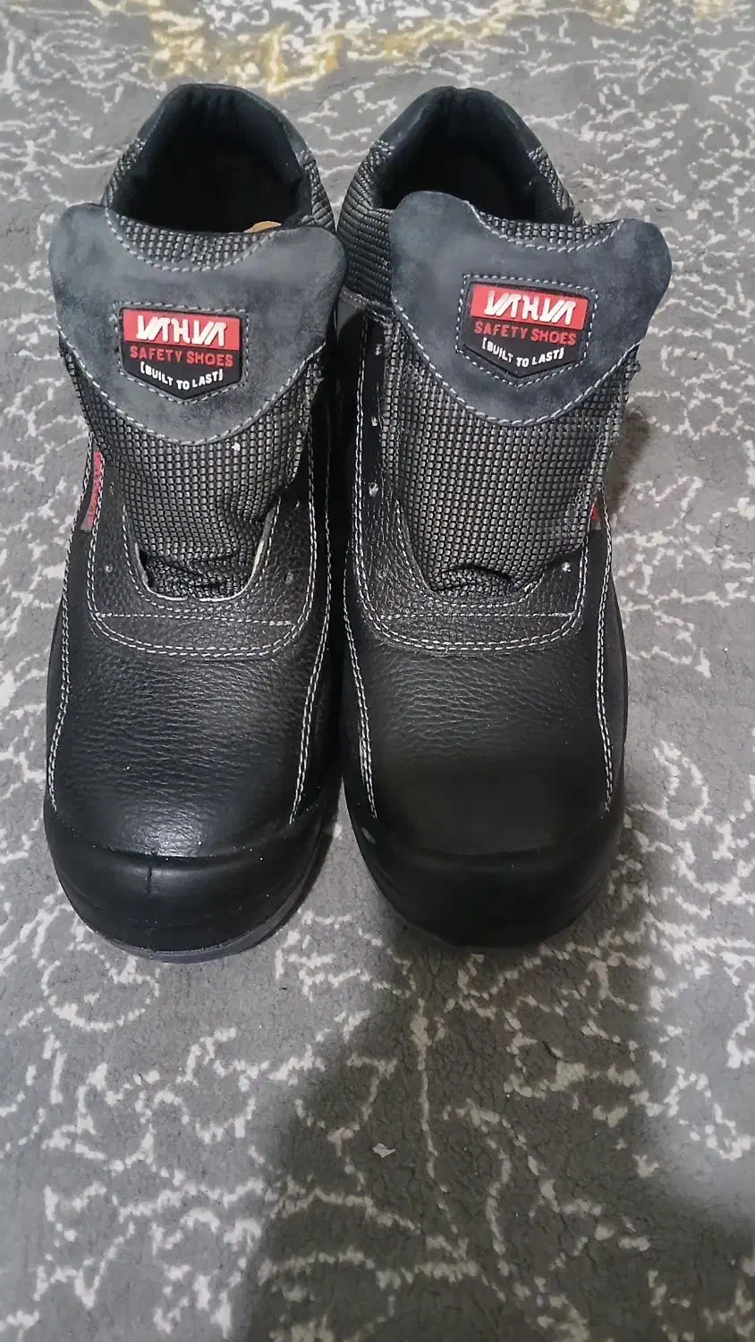 یک جفت کفش شرکتی اصل محکم|کیف، کفش، کمربند|شیراز, محراب|دیوار