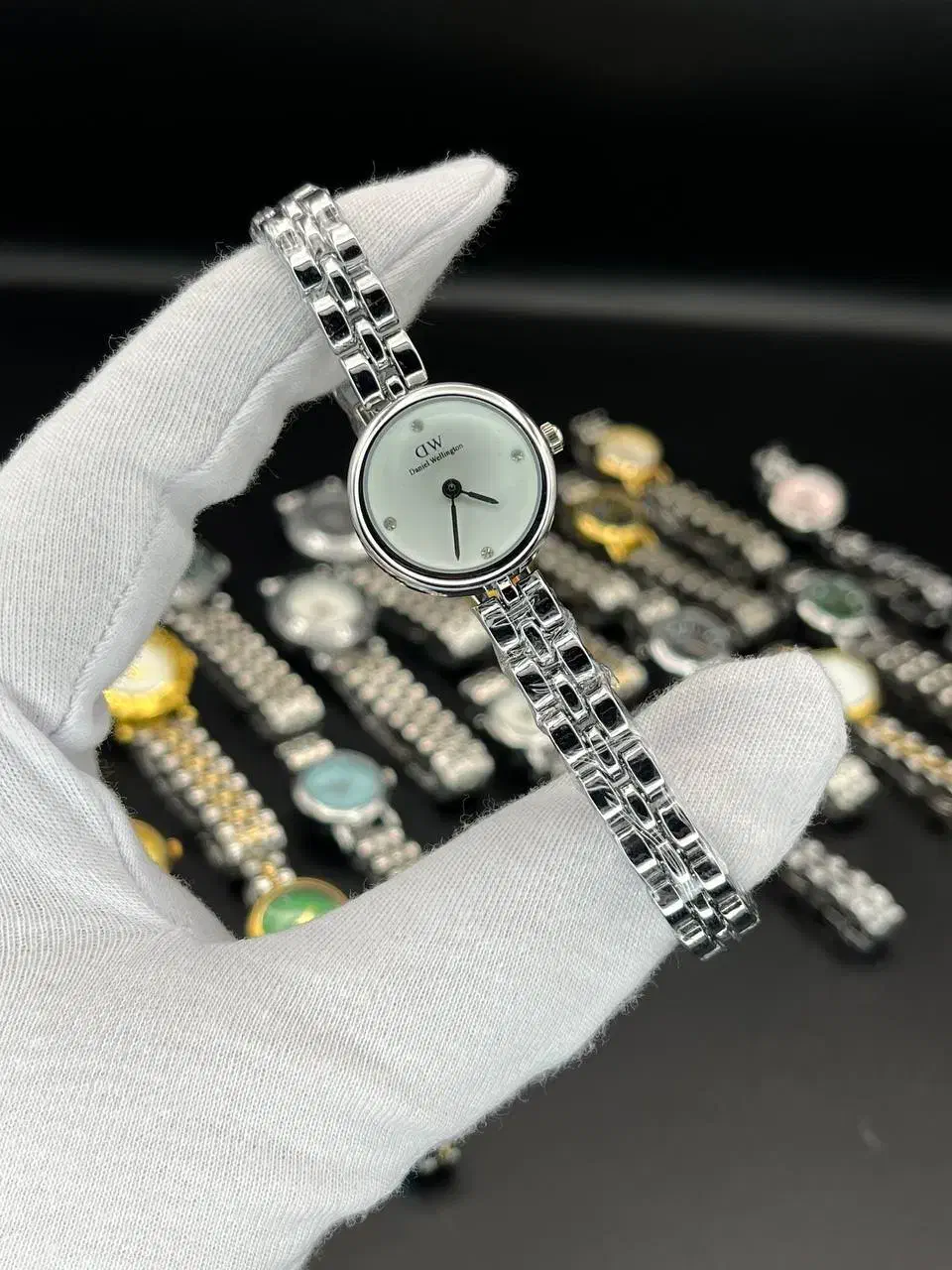 مچی زنانه/دنیل ولینگتون/DW|ساعت|تهران, بازار|دیوار