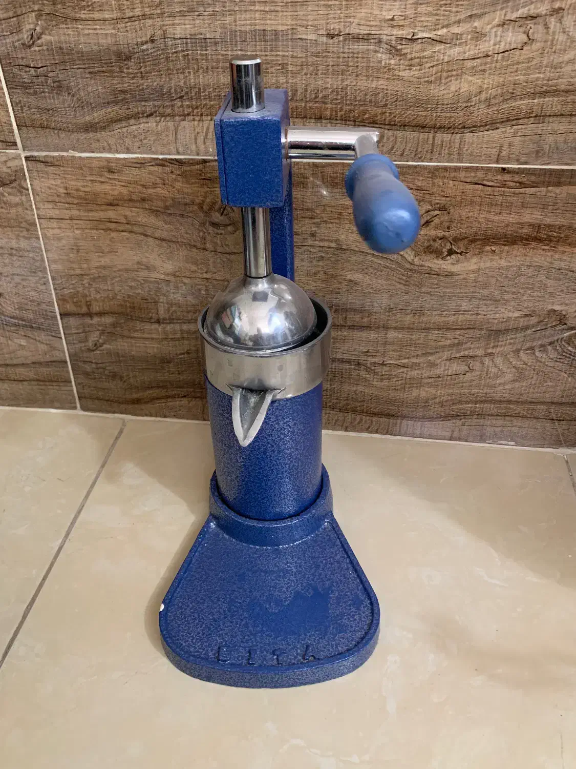 آبمیوه گیری اهرمی|آبمیوه‌گیر و آب‌مرکبات‌گیر|تهران, هاشمی|دیوار