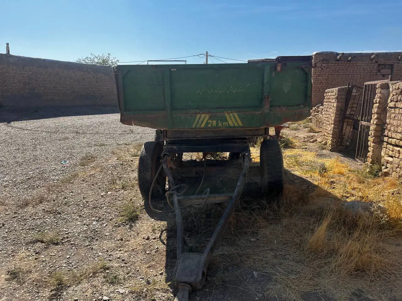 تریلی تراکتور چهار تن دو جک از بغل|خودرو سنگین|زرندیه, |دیوار