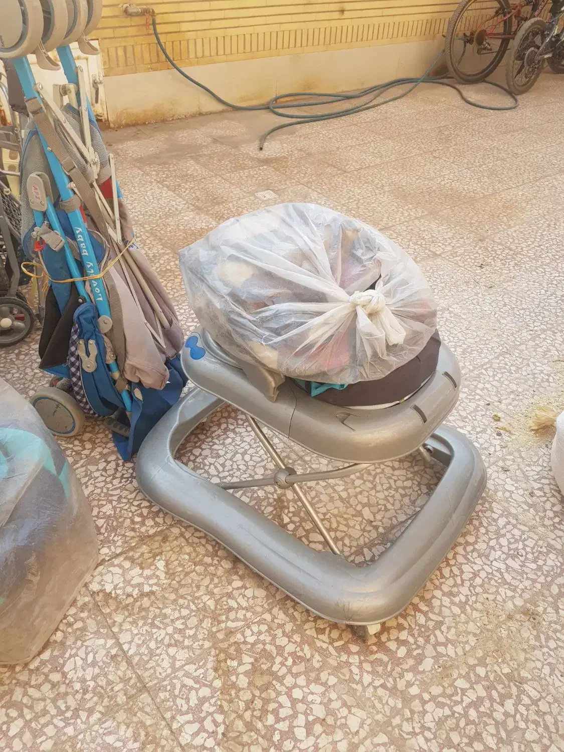 وسایل کودک|کالسکه و لوازم جانبی|کاشان, فاز ۲ ناجی آباد|دیوار