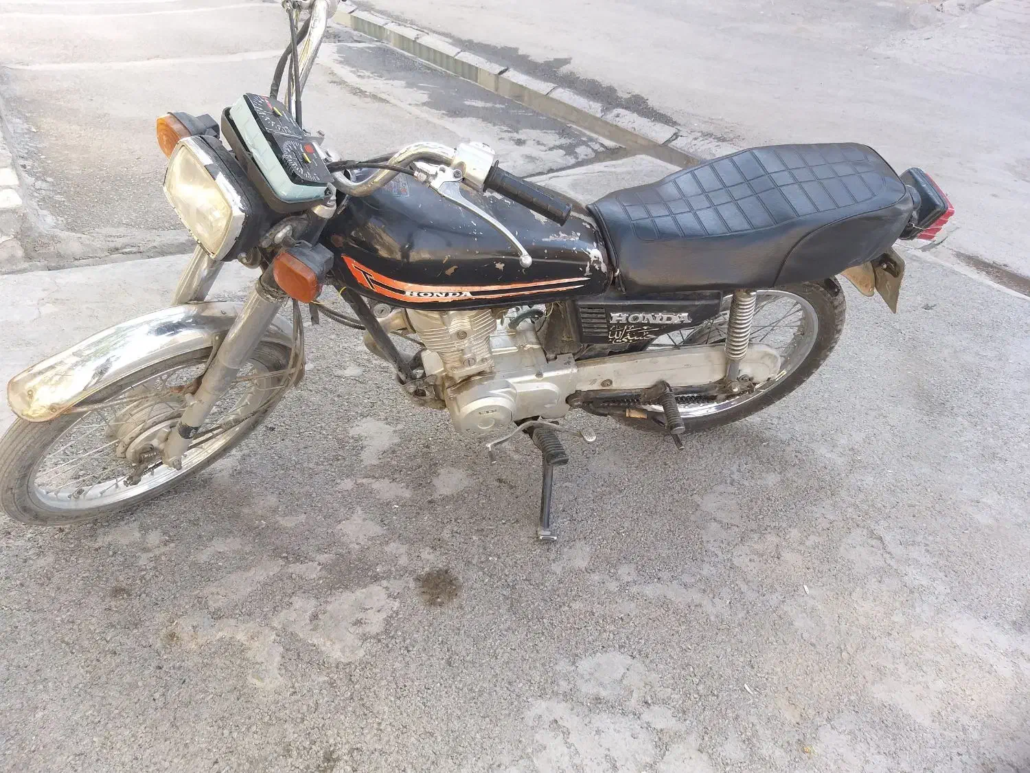 فروس موتور 125 سحر|موتورسیکلت|لنجان, |دیوار