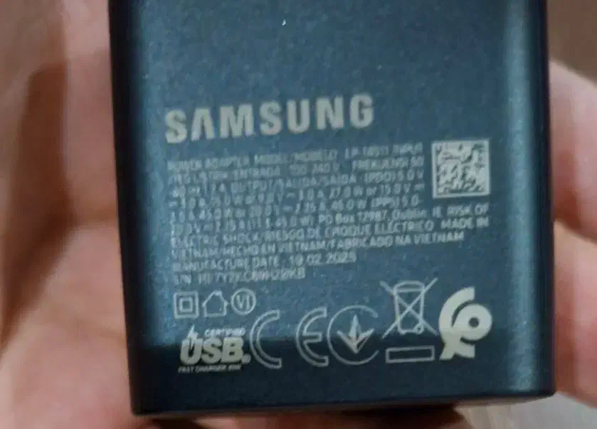 شارژر ۴۵ وات سامسونگ( آداپتور و سیم ۱/۸ متری )|لوازم جانبی موبایل و تبلت|اصفهان, شمس آباد|دیوار