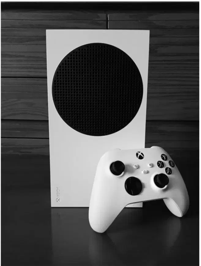 xbox service s دودستهه با هارد 1 ترا چکی|کنسول، بازی ویدئویی و آنلاین|تربتحیدریه, ابوذر|دیوار