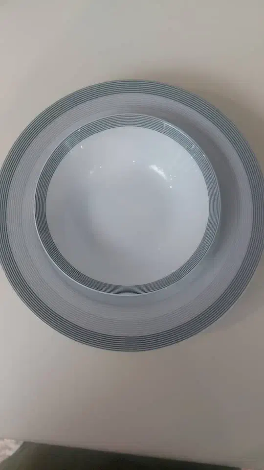 چینی ۱۸نفره|ظروف سرو و پذیرایی|تهران, والفجر (افسریه)|دیوار