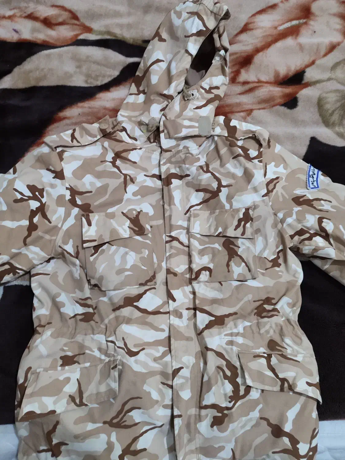 اورکُت برزنت|لباس|فسا, |دیوار