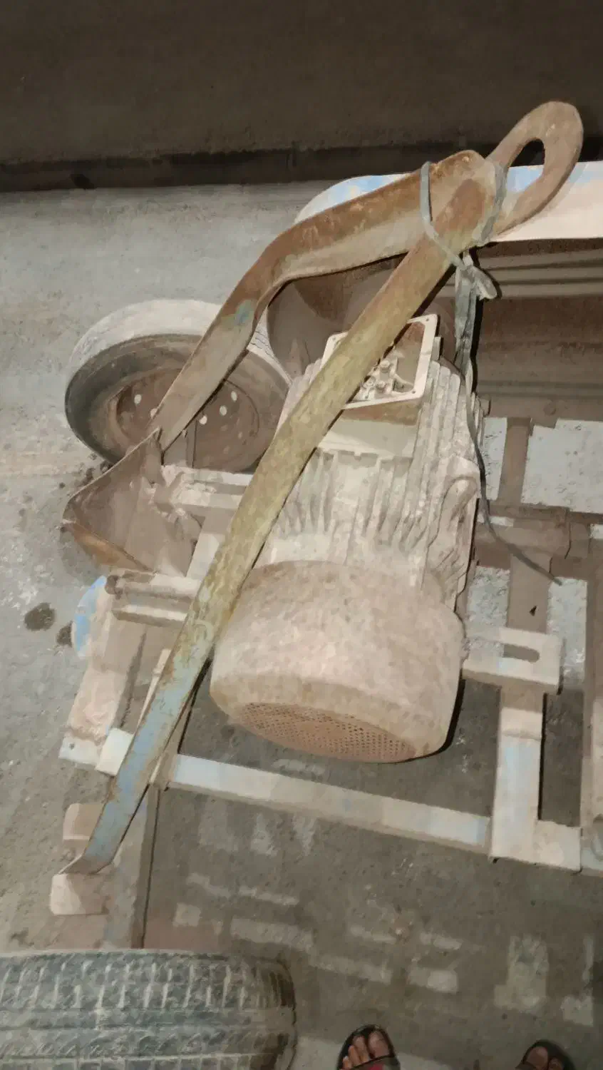 یک عدد دستگاه آسیاب کولوخ شکن و سرند خاک چکشی|ماشینآلات صنعتی|قرچک, فردیس|دیوار