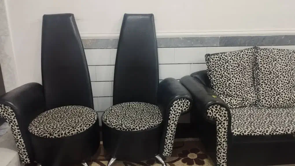 مبل ۷نفره بامیز شیشه ای وجاعسلی|مبلمان خانگی و میز عسلی|ایذه, |دیوار