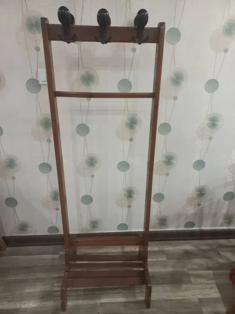 چوب لباسی چوبی|مبلمان خانگی و میز عسلی|رشت, فلسطین|دیوار