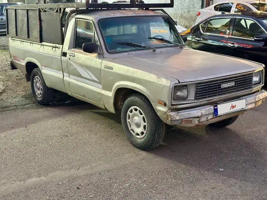 مزدا وانت مدل ۷۱|خودرو سواری و وانت|رشت, آزادگان|دیوار