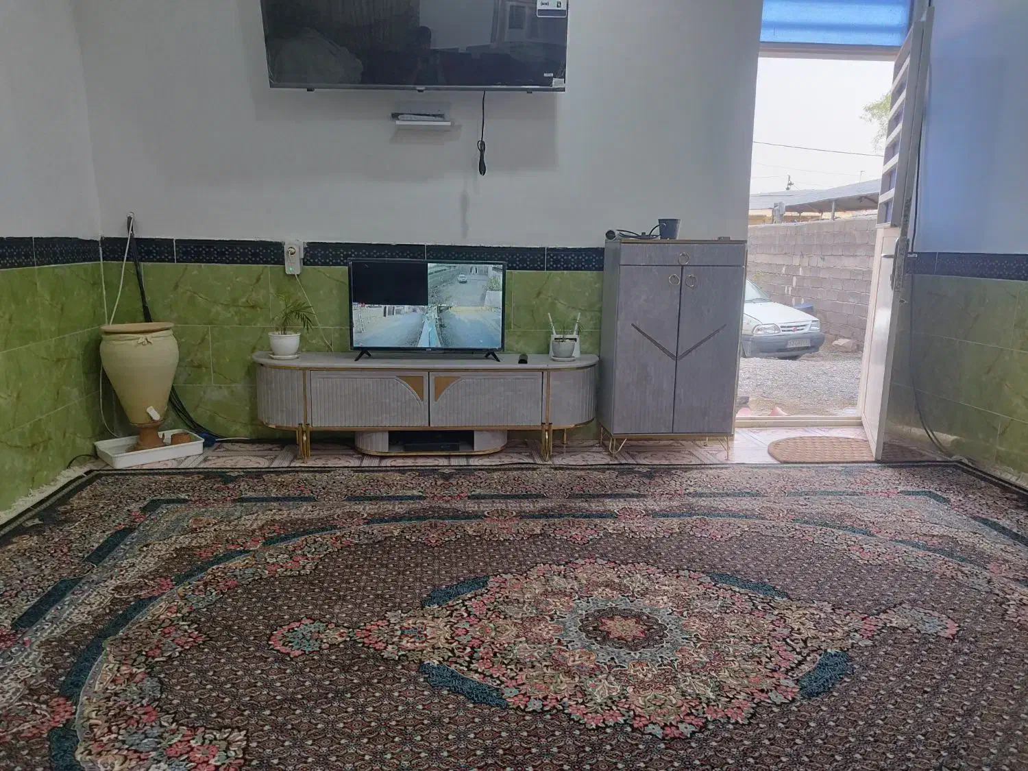 اجاره سوییت روزانه/ساعتی/ خانه مبله حیاطدار مستقل|اجارهٔ کوتاهمدت آپارتمان و سوئیت|جیرفت, |دیوار