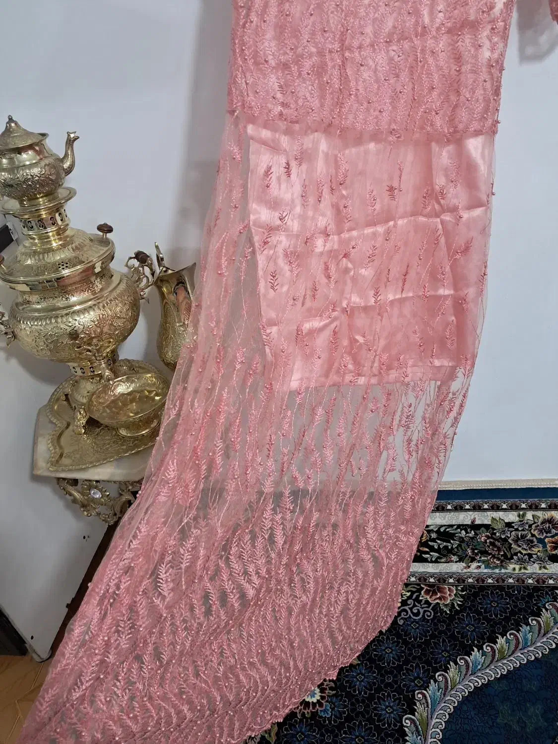 لباس سقزی|لباس|شهریار, شهرک بهاران (ویره)|دیوار