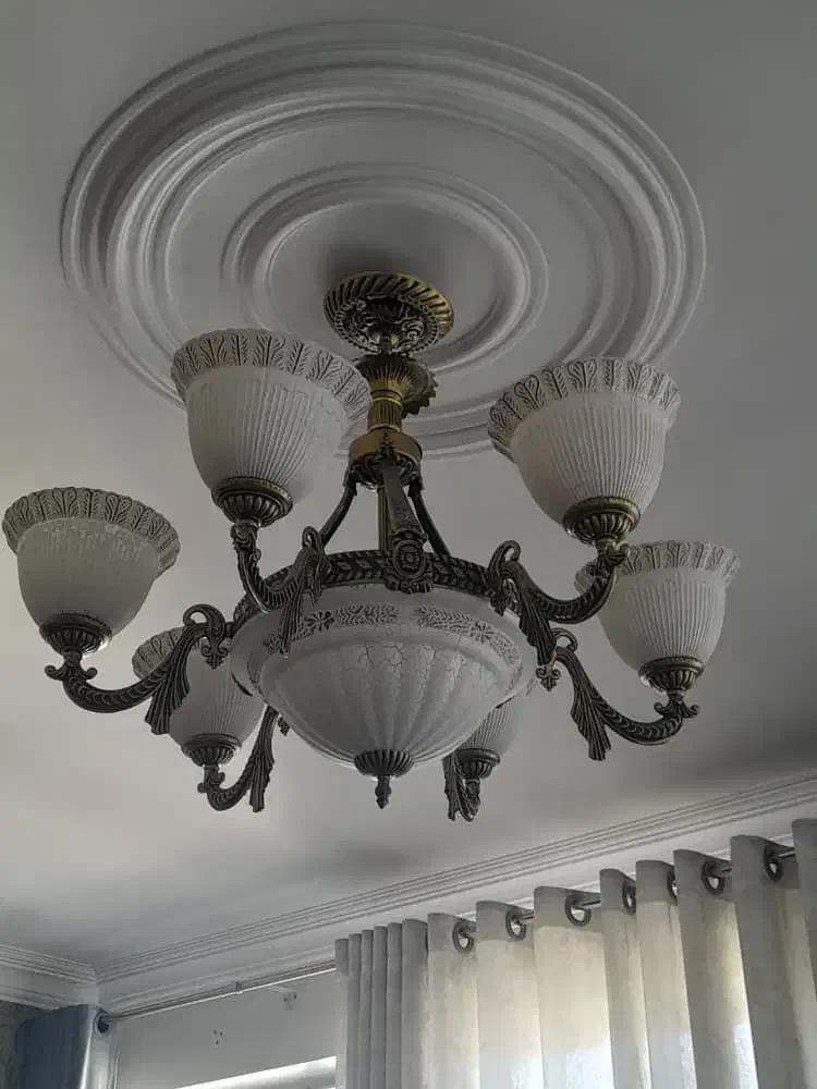 ۳ تا لوستر ۶ شاخه|لوستر و چراغ آویز|هشتگرد, فاز ۱ مهستان|دیوار