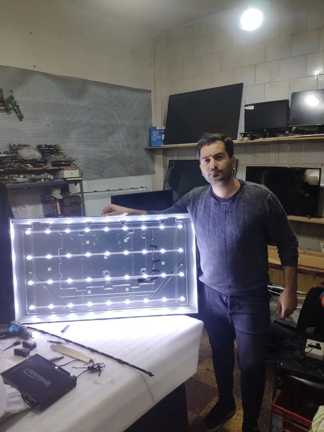 تعمیر و خرید ال ای دی خراب و کارکرده|تلویزیون و پروژکتور|سقز, |دیوار