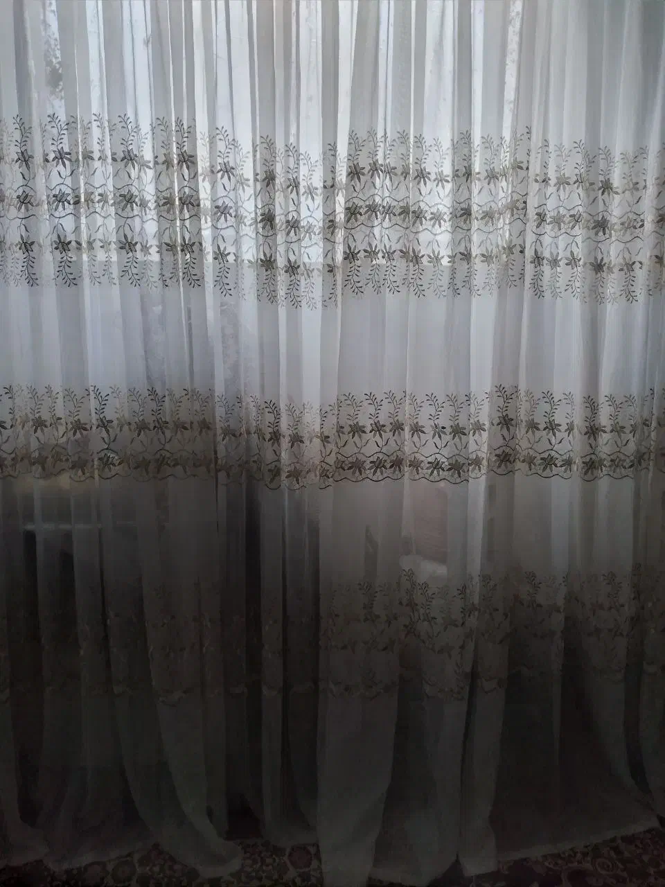 پرده وکمد|پرده، رانر، رومیزی|تربت‌حیدریه, منظر|دیوار