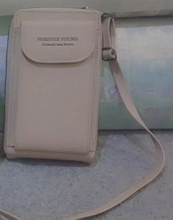 کیف|کیف، کفش، کمربند|اراک, |دیوار