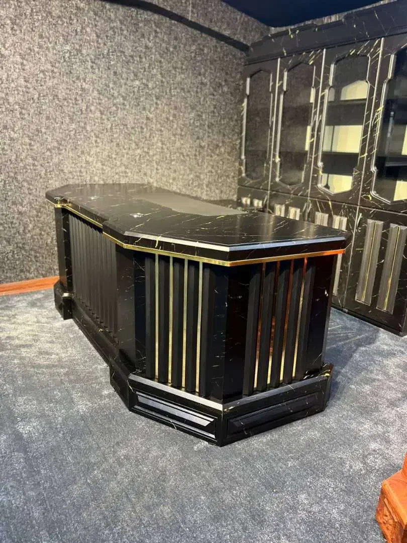 میز مذاکره//میز کارشناسی/میز کار گروهی|دفتر کار|سنندج, |دیوار