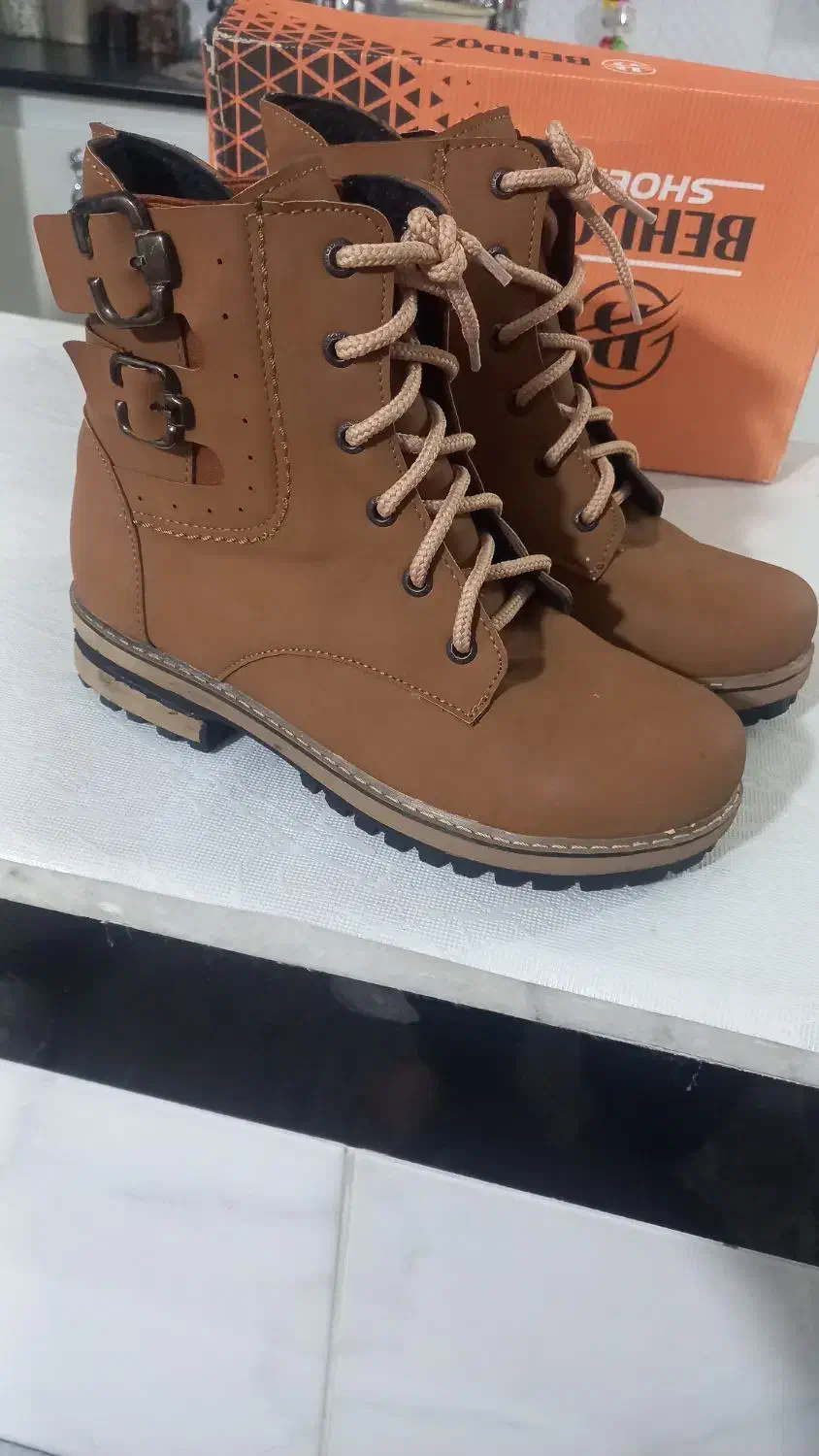 پوتین زنانه نونو اصلا استفاده نشده|کیف، کفش، کمربند|جوانرود, |دیوار