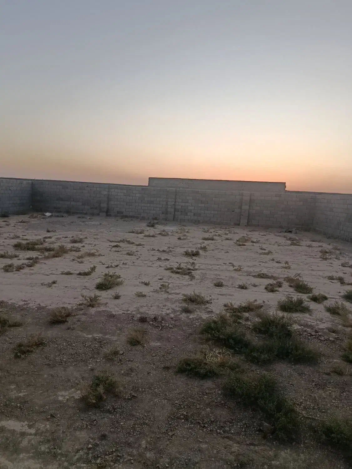 ویلاباغ ۴۰۰ متر حصارکشی شده|فروش خانه و ویلا|شبستر, |دیوار