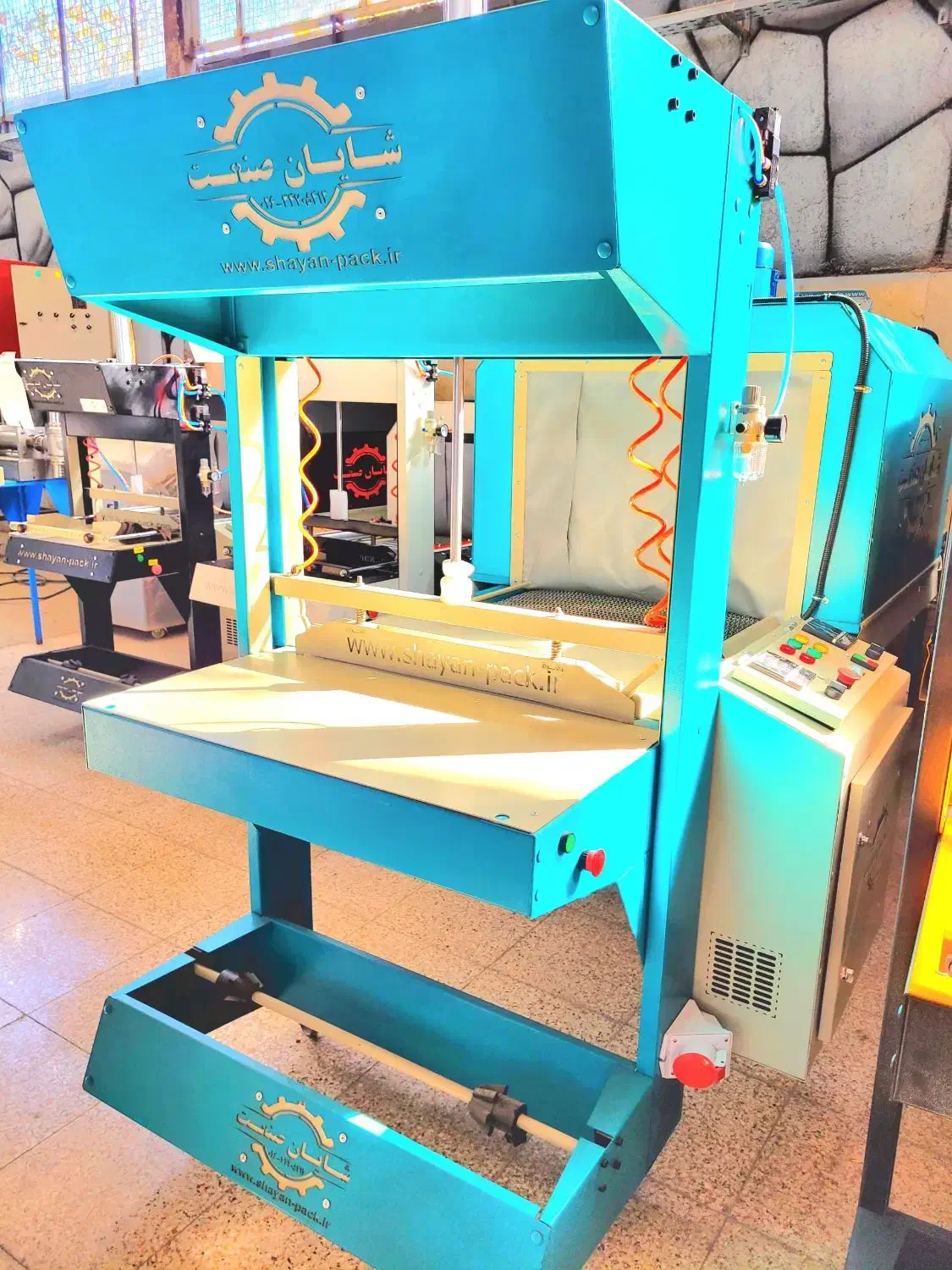 خرمشهر/اهواز.شیرینگ(دستگاه بسته بندی)پکIRan Ahvaz|ماشین‌آلات صنعتی|خرمشهر, |دیوار