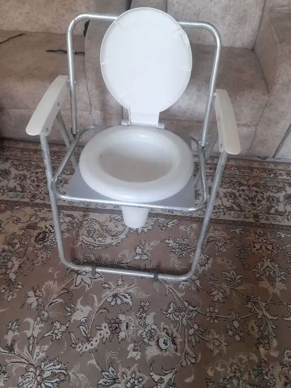 باسلام یک عدد توالت فرنگی سیار|لوازم سرویس بهداشتی|قلندر آباد, |دیوار