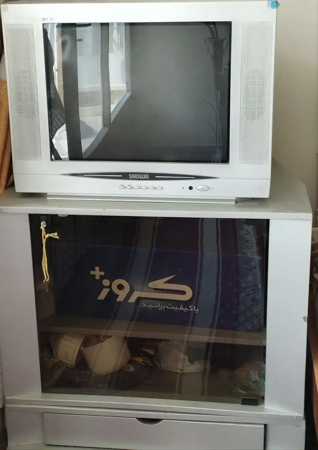 تلویزیون صفحه تخت اسنوا|تلویزیون و پروژکتور|اصفهان, دستگرده|دیوار