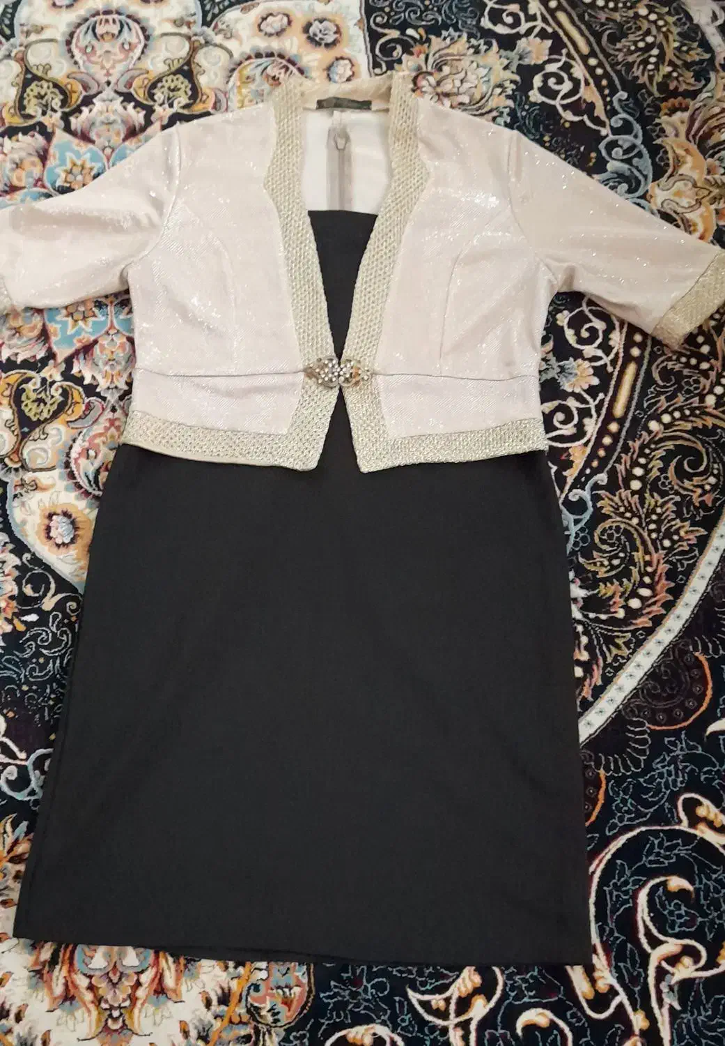 ۵عدد لباس مجلسی سایز ۴۲و۴۴ هر۵ دست باهم ۵۰۰|لباس|کوچصفهان, |دیوار