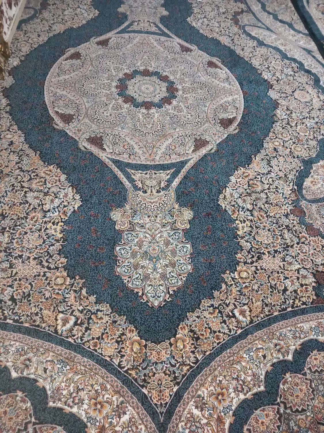 مبل هفت نفره|مبلمان خانگی و میز عسلی|مشهد, انقلاب|دیوار