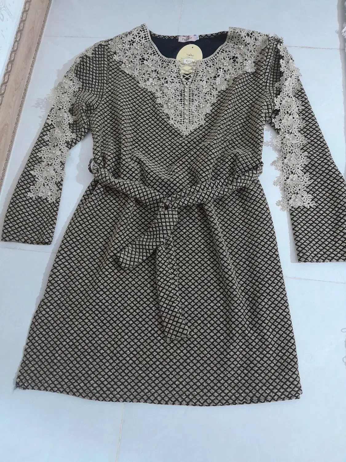 لباس ها و کفش قیمت مناسب|لباس|اردبیل, |دیوار