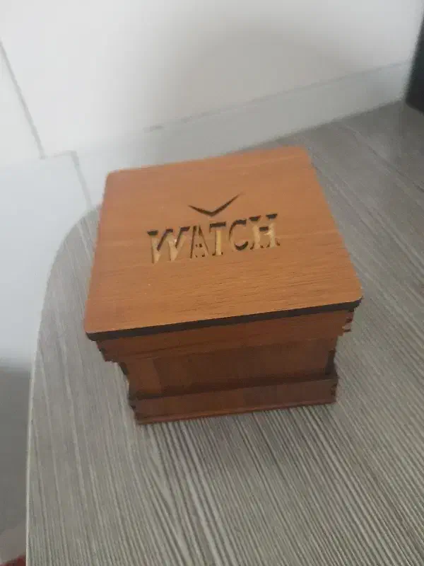 ساعت عقربه ای مردانه|ساعت|اصفهان, بهرامآباد|دیوار