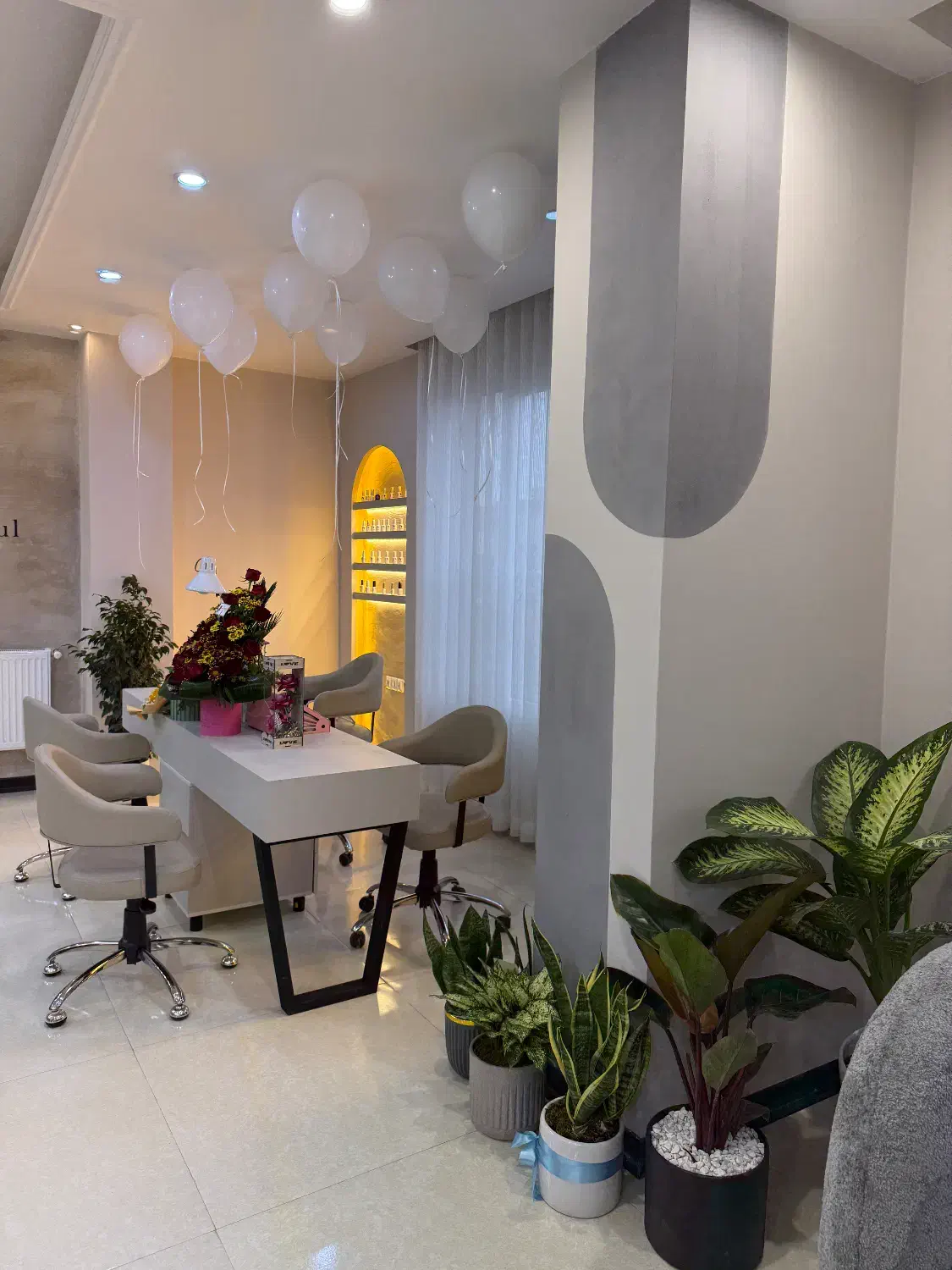 استخدام نیروی فعال سالن|استخدام درمانی، زیبایی، بهداشتی|هشتگرد, شهرک ولیعصر (مصلی)|دیوار