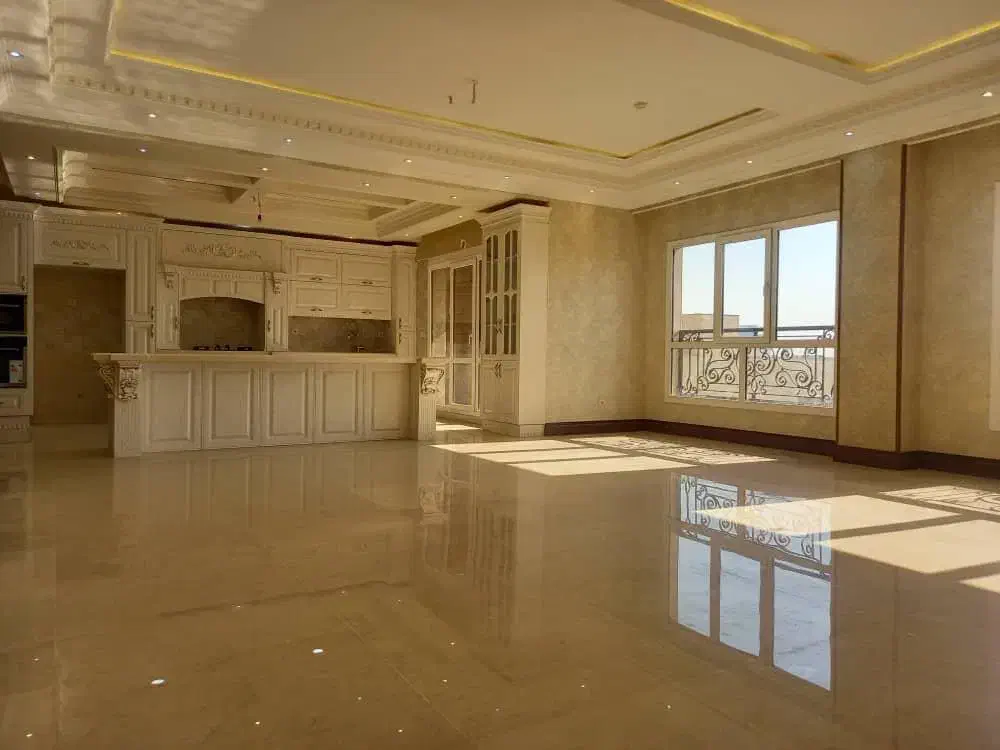 ۱۳۳متر ۳خواب/نوساز /فول امکانات