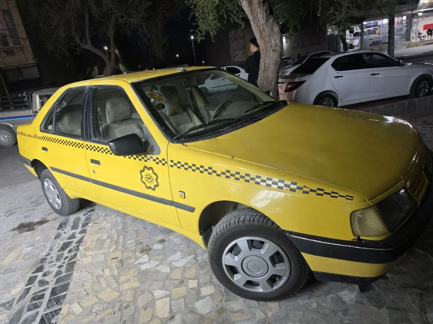 فروش ماشین 405 تاکسی تو شهری|خودرو سواری و وانت|جیرفت, |دیوار