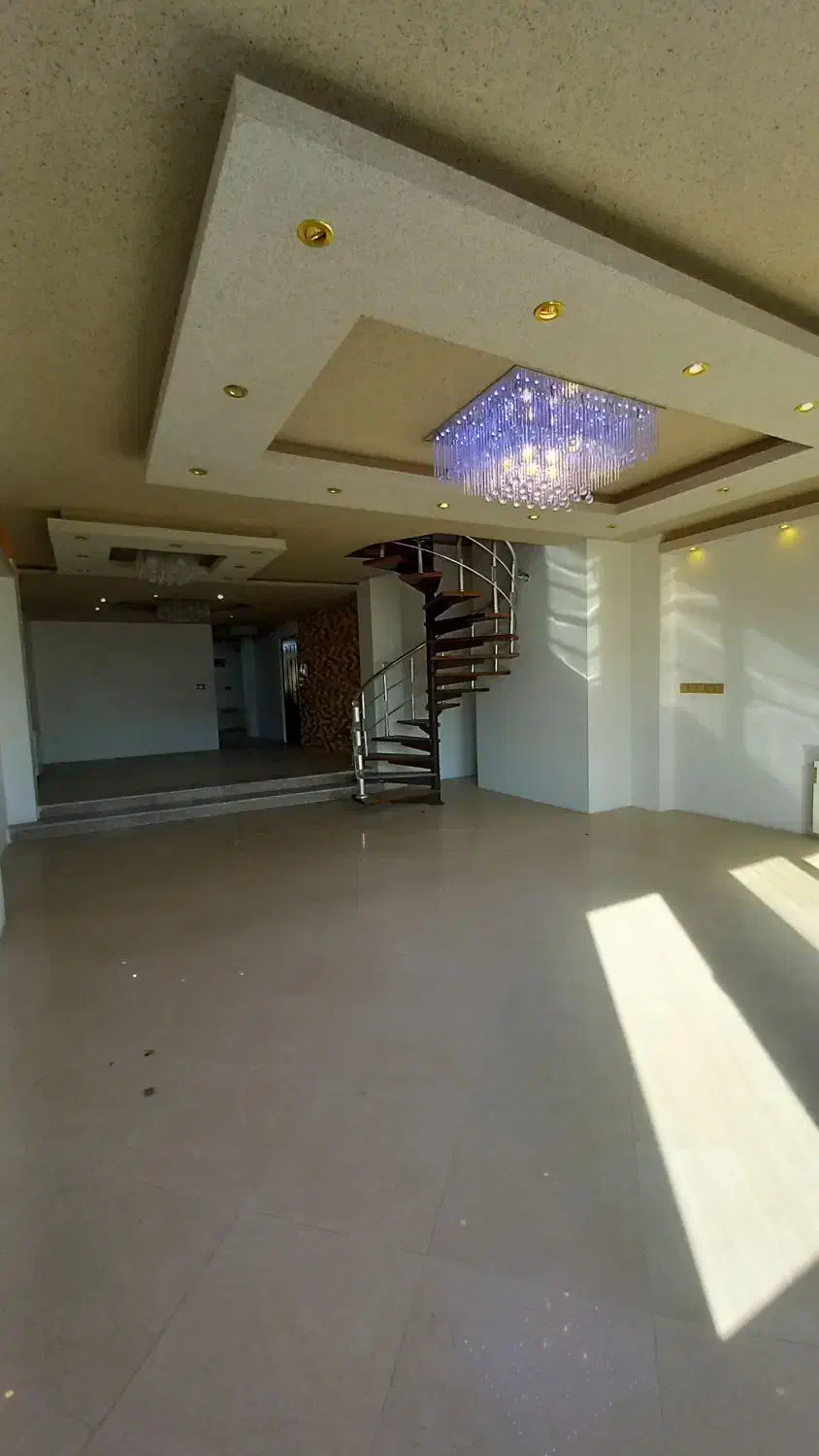 ۲۶۸ متر چهار خواب/دوبلکس/خیابان معین|فروش آپارتمان|تالش, هشتپر|دیوار