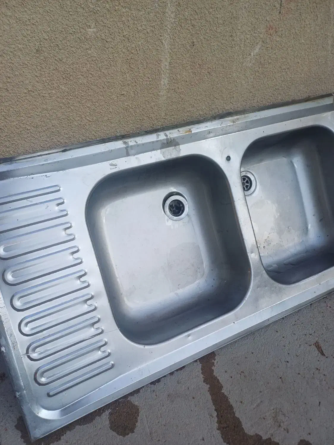 سینگ دو قلو|آبچکان و نظمدهنده ظروف|بندرعباس, |دیوار