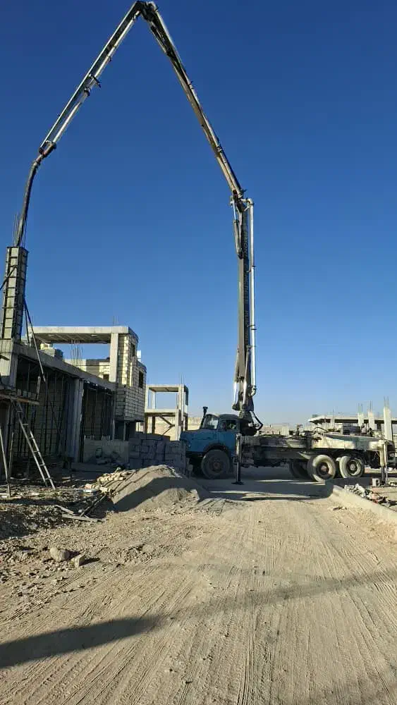 فروش پمپ بتن|خودرو سنگین|ابرکوه, |دیوار