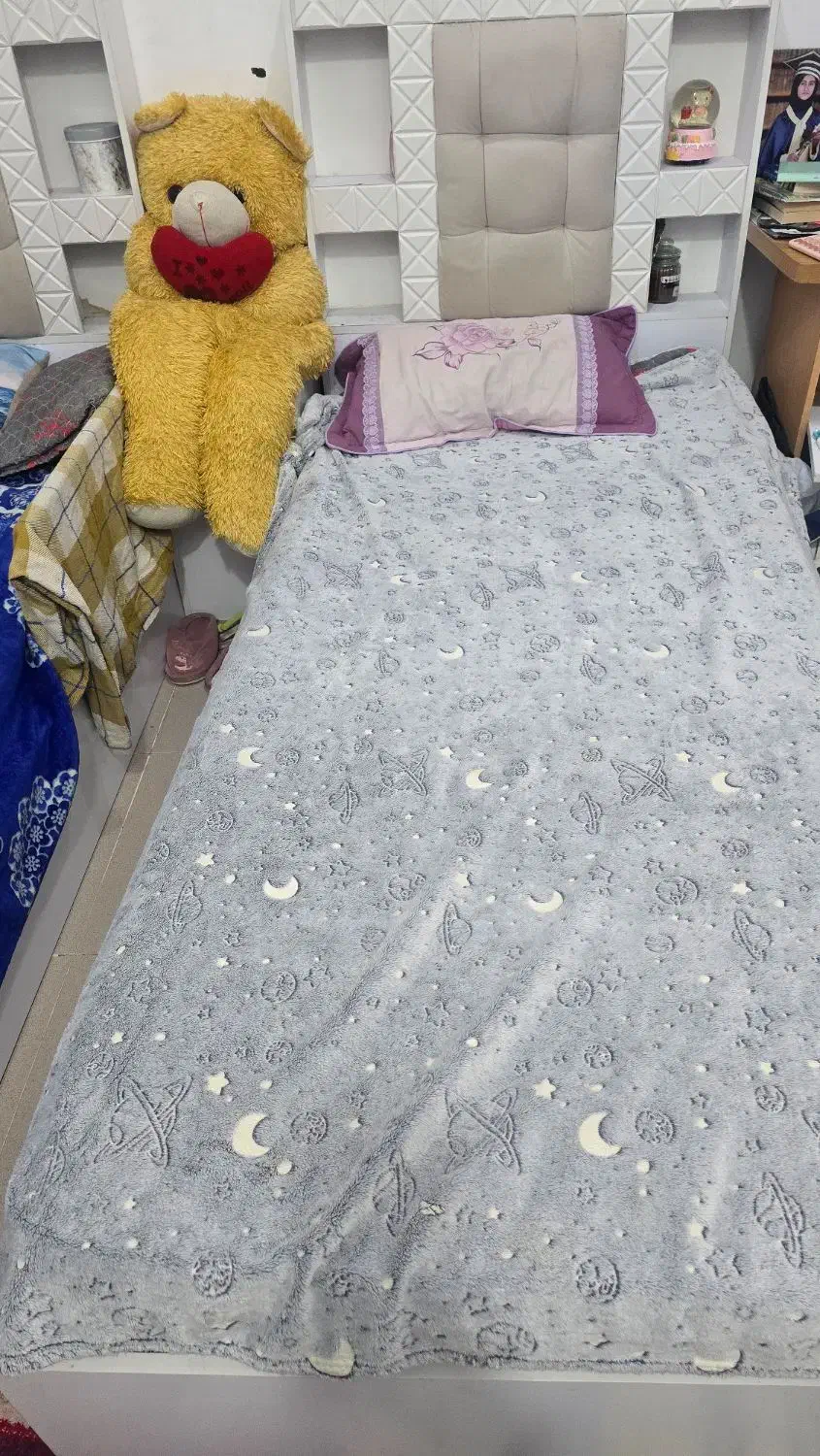 دو عدد تخت خواب سالم|تخت و سرویس خواب|جم, |دیوار