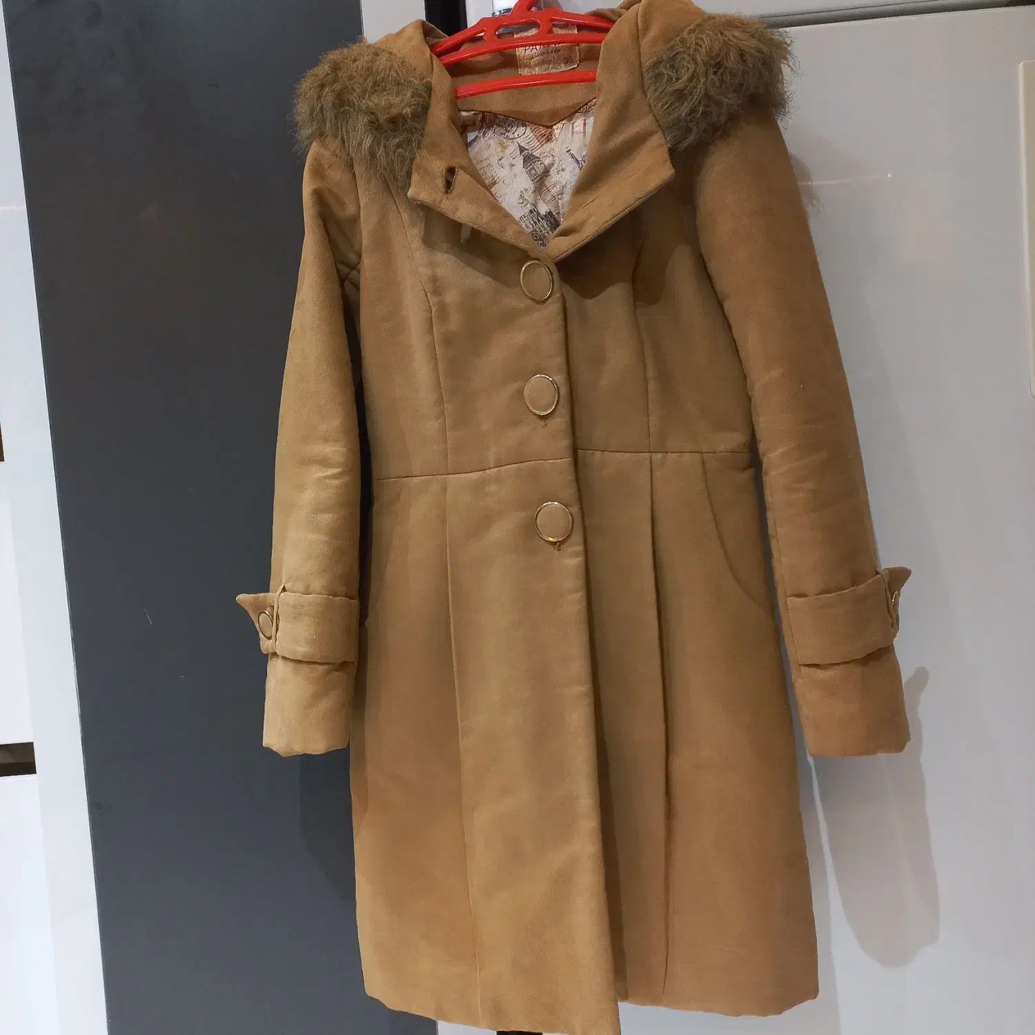 پالتو زمستانی|لباس|اصفهان, جلفا|دیوار