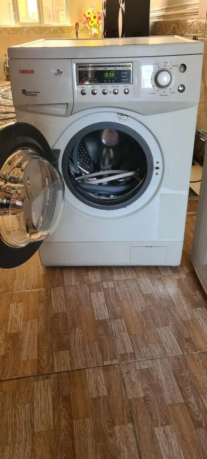 لباسشوئی اسنوا ۷کیلویی|ماشین لباسشویی و خشککن لباس|بهارستان, |دیوار