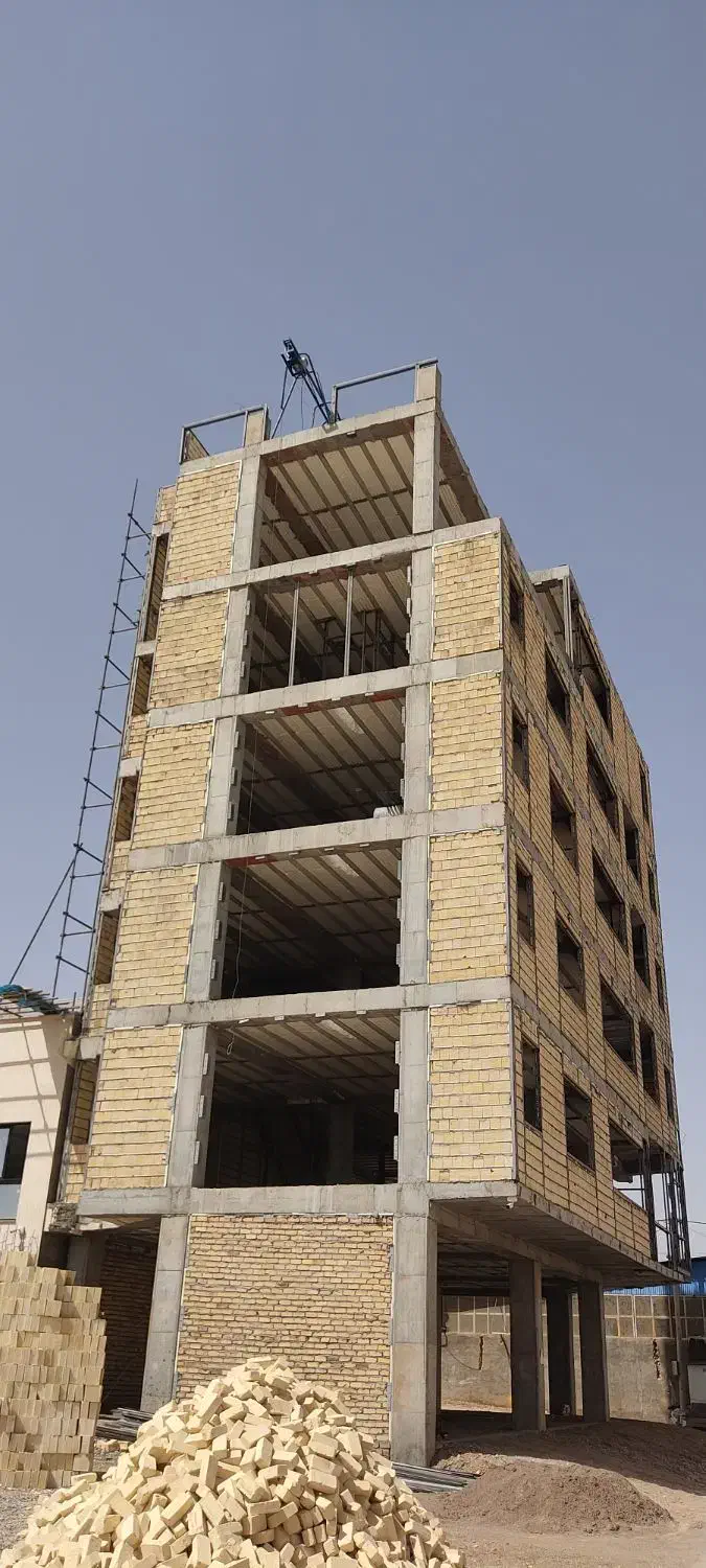 پیش فروش آپارتمان لوکس ،کم واحد|پیشفروش املاک|کاشان, شهرک امیرالمومنین|دیوار