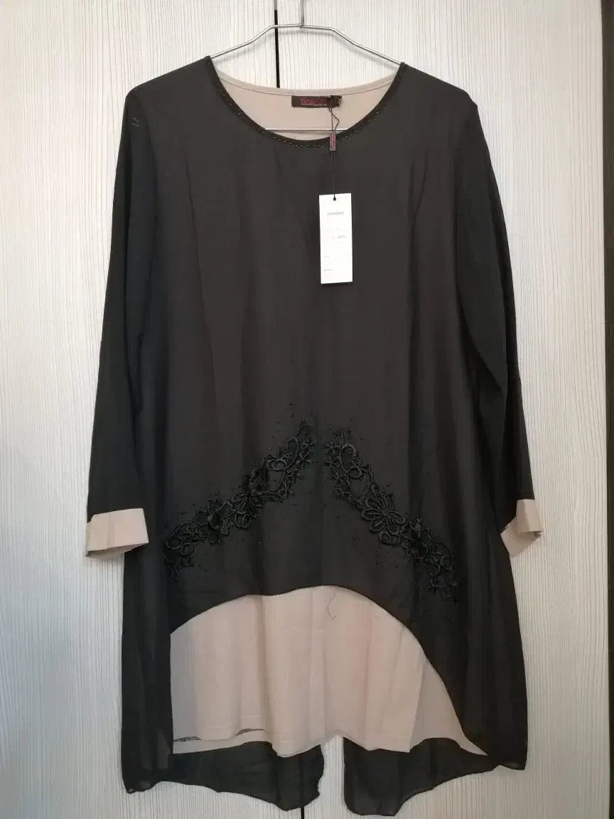 مانتو|لباس|اصفهان, الهیه|دیوار