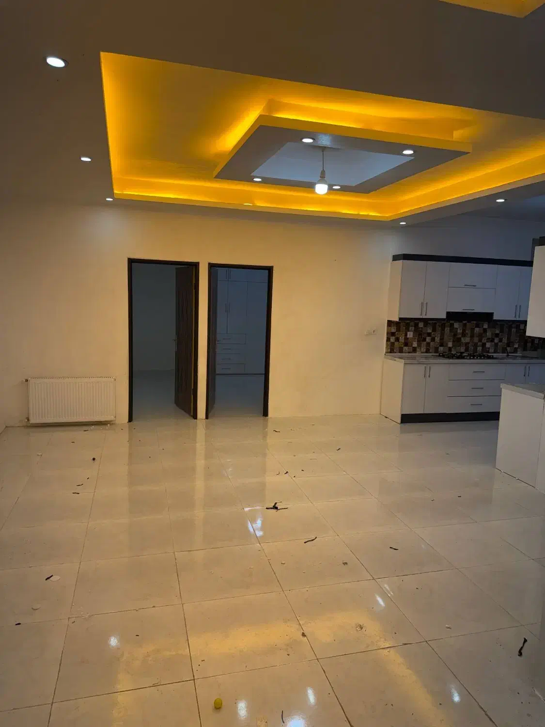 واحد۱۰۲متری صیادیه حیاط دار آپارتمانی|فروش آپارتمان|اشتهارد, |دیوار