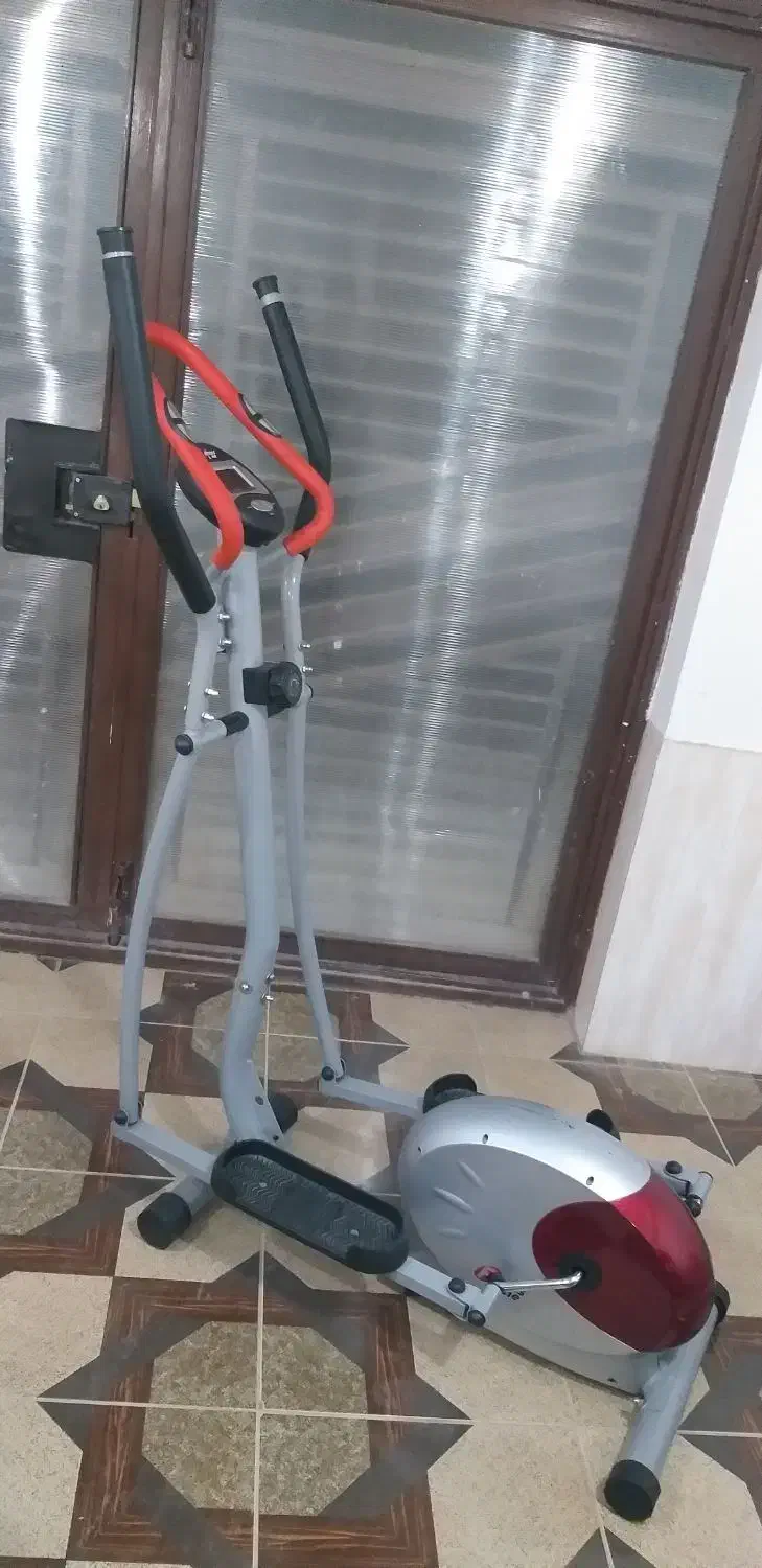 الپتیکال (اسکی فضایی) نو در حد|تجهیزات ورزشی|مراغه, |دیوار