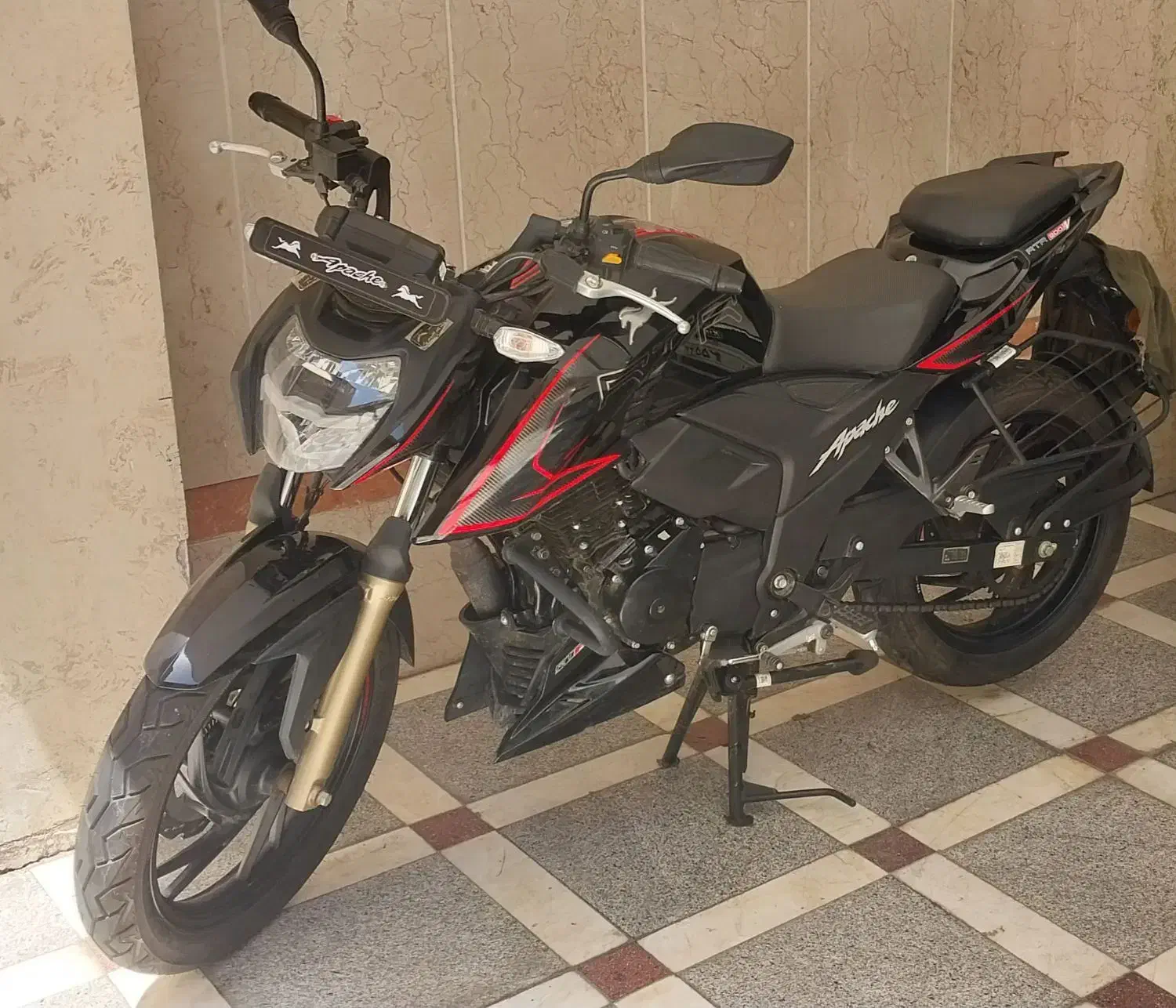 آپاچی 200 نیوفیس مدل ۱۴۰۲|موتورسیکلت|رشت, شهرک شهید رجایی|دیوار