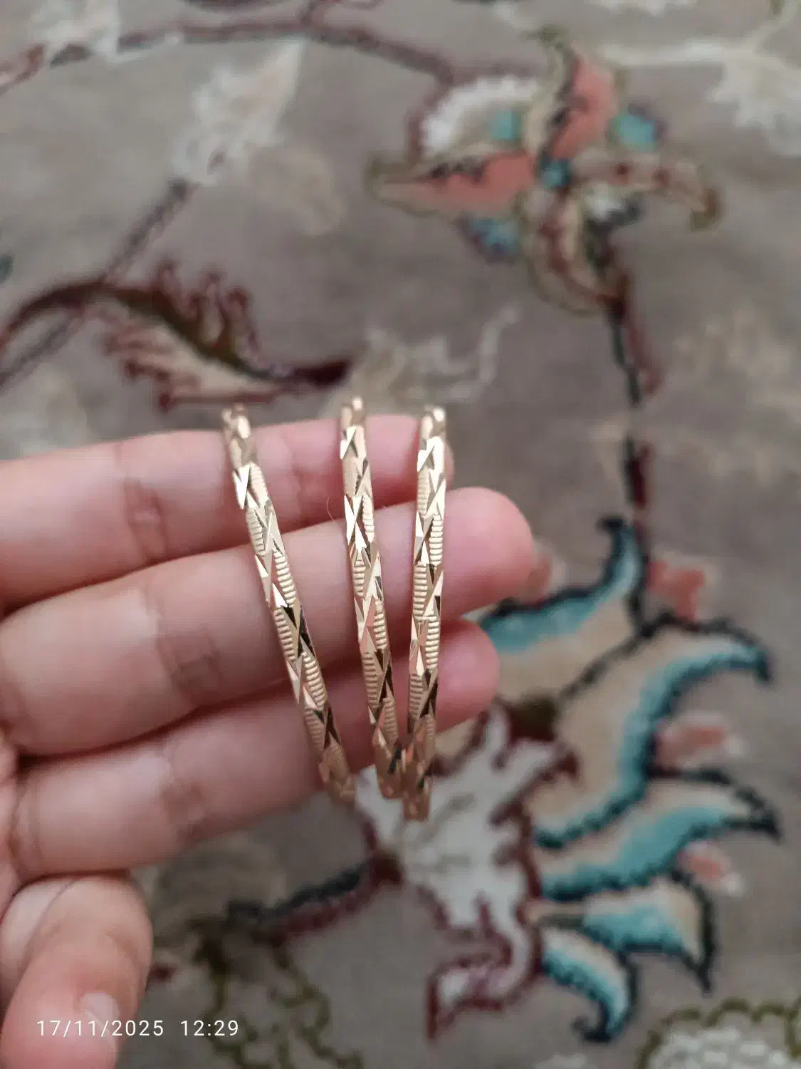 النگو|بدلیجات|گلبهار, شهر جدید گلبهار|دیوار