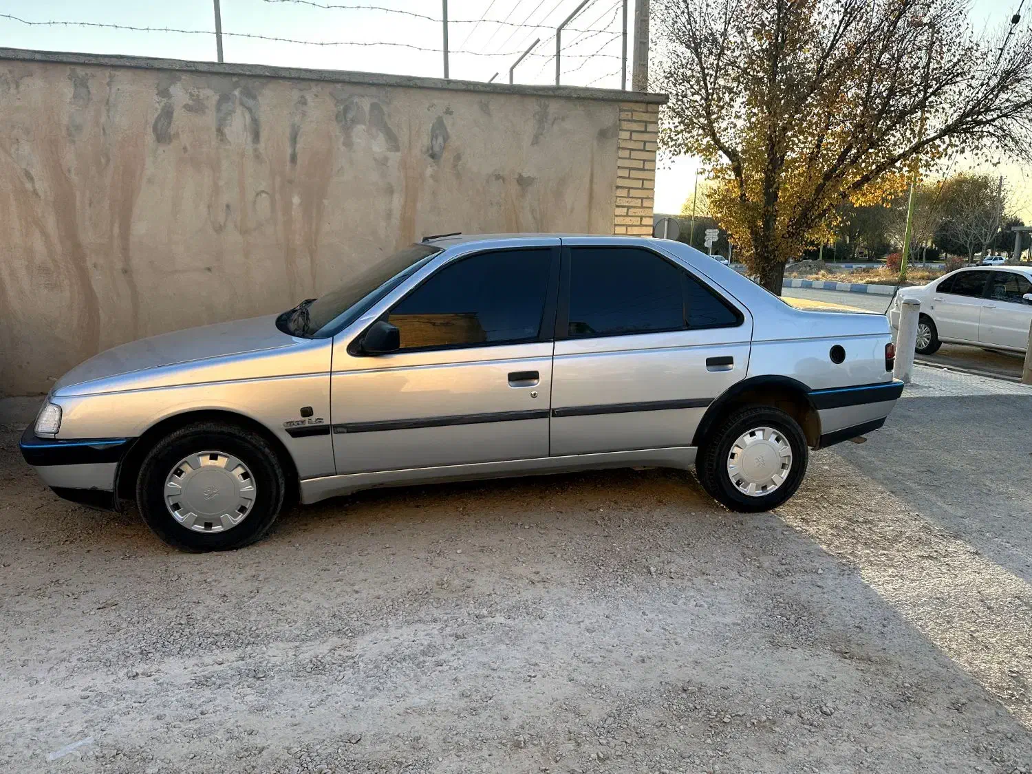 پژو ۴۰۵ مدل ۹۴ دوگانه فابریک|خودرو سواری و وانت|فرخ‌شهر, |دیوار