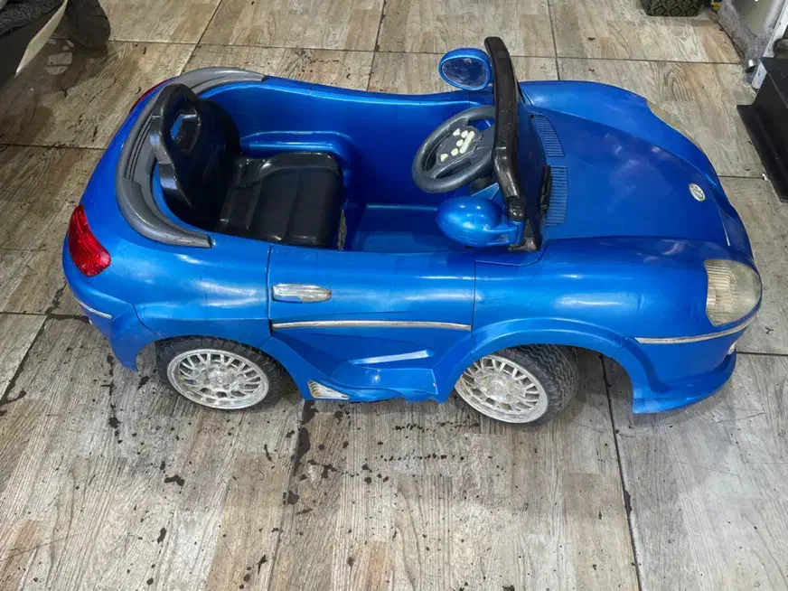 ماشین شارژی تک موتوره|اسباببازی بچه|بانه, |دیوار